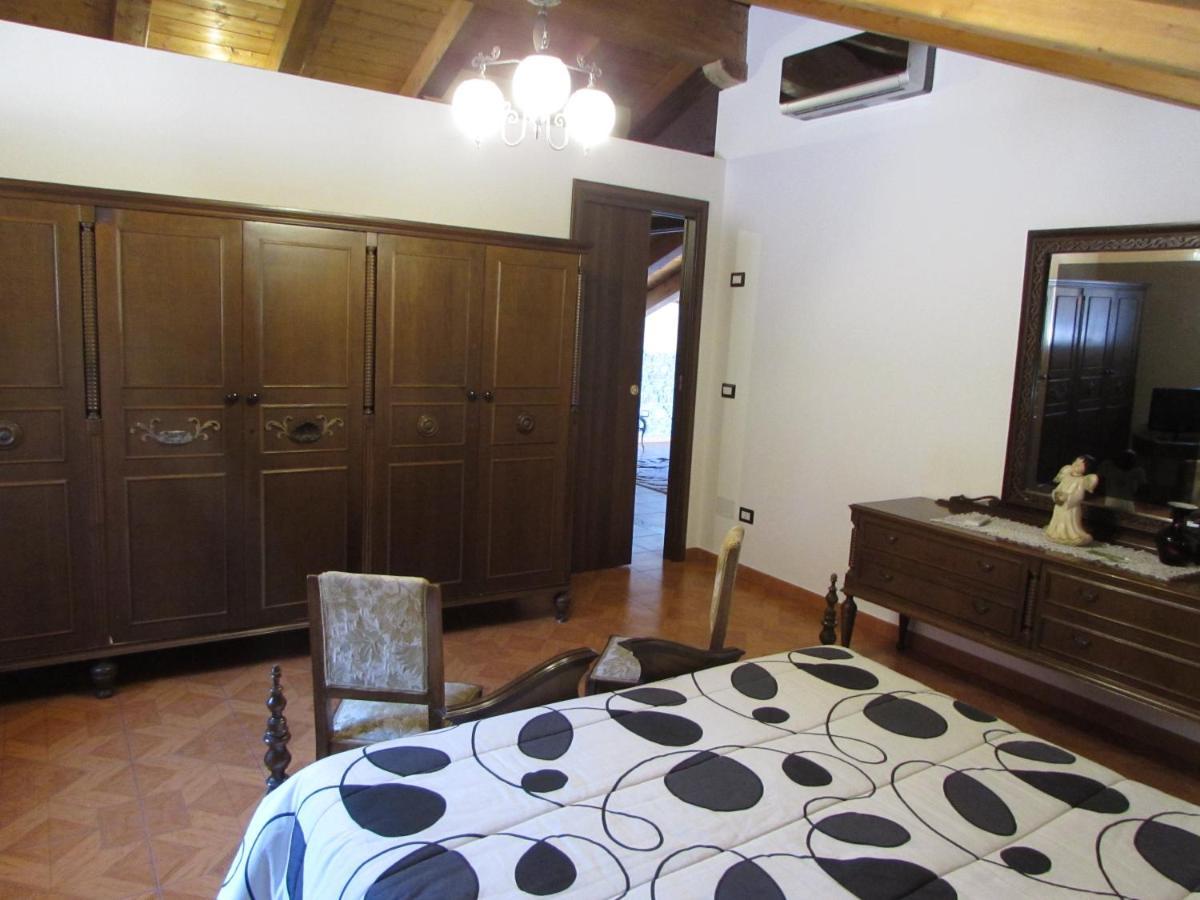 Bed and Breakfast Antico Palazzo Джардіні-Наксос Екстер'єр фото