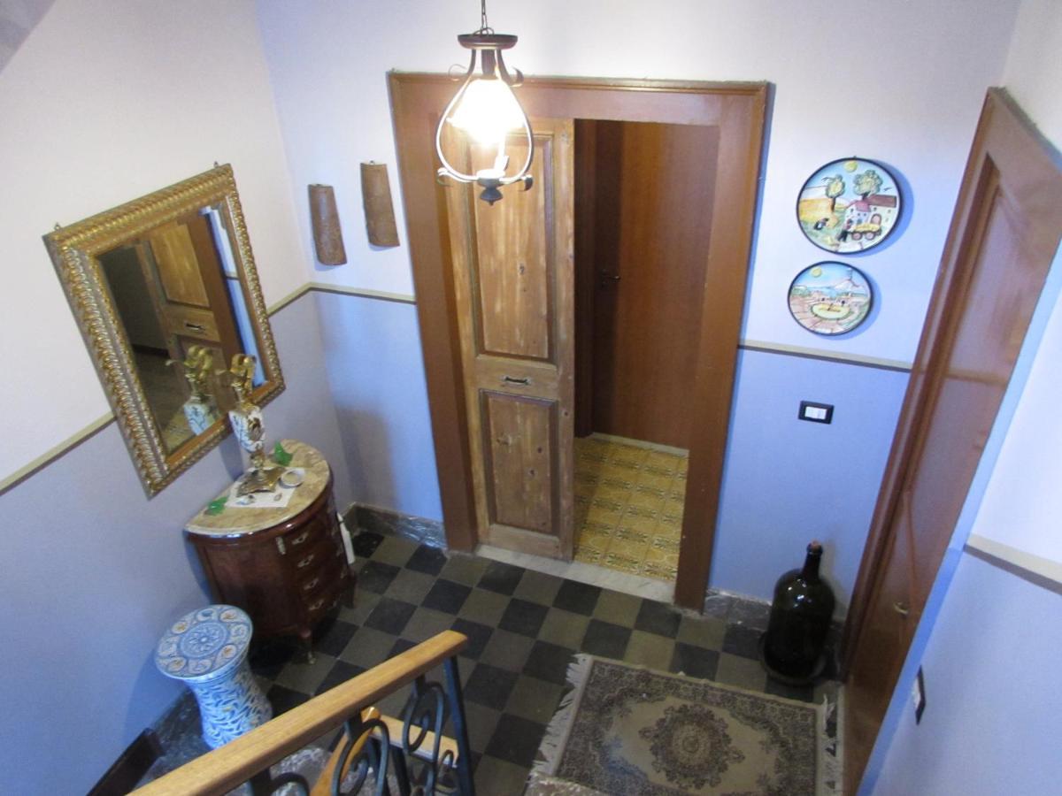 Bed and Breakfast Antico Palazzo Джардіні-Наксос Екстер'єр фото